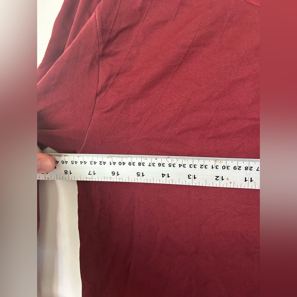 Patagonia Women's Crewneck Long Sleeve Shirt in Maroon Size Medium - Picture 7 of 8